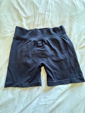High-Rise Women's Athletic Bike Shorts - Black